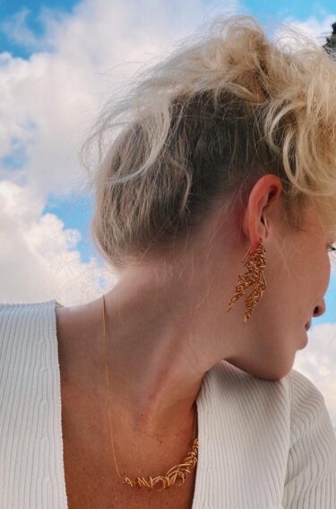 instagram-model-img8-mobile