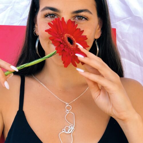 instagram-model-img2-desktop